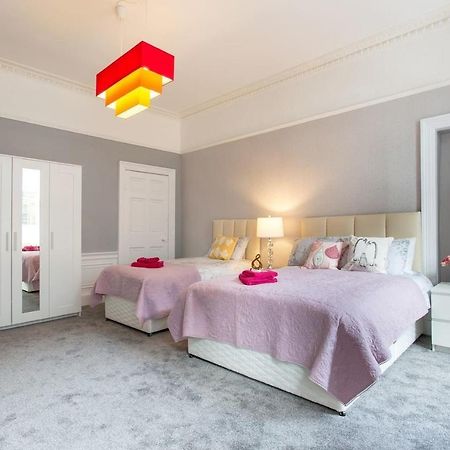 Stunning 2-Bed Apartment In Central Édimbourg Extérieur photo