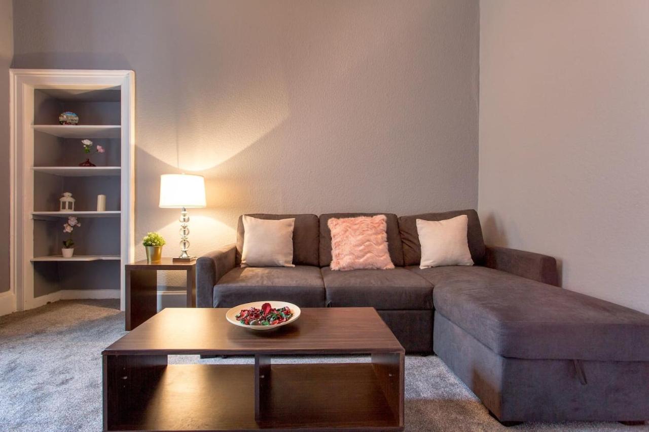 Stunning 2-Bed Apartment In Central Édimbourg Extérieur photo