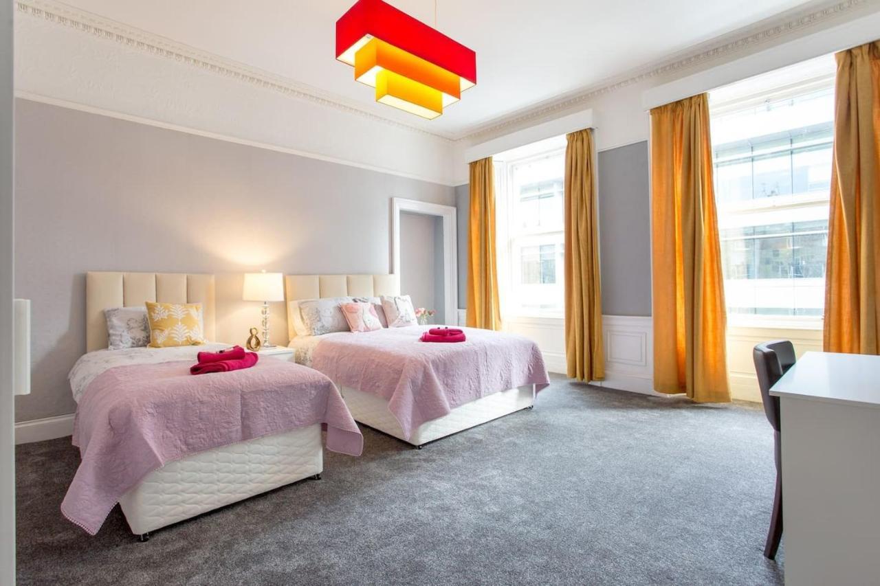 Stunning 2-Bed Apartment In Central Édimbourg Extérieur photo