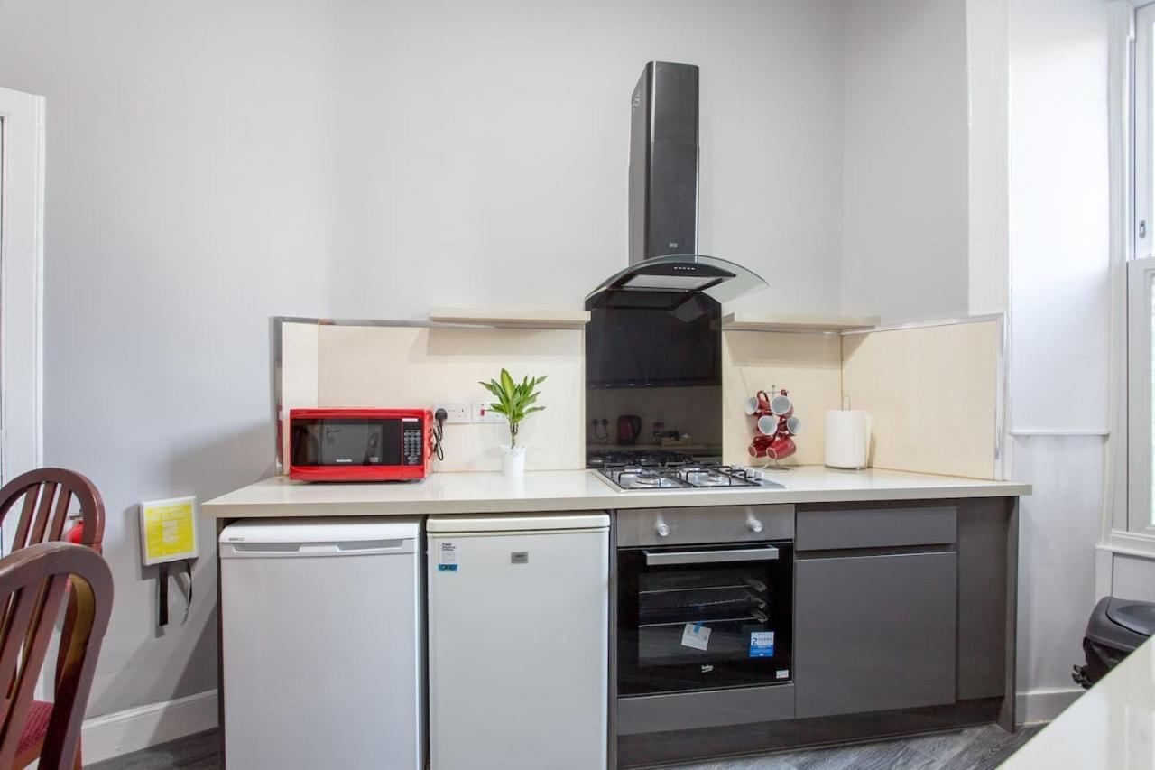 Stunning 2-Bed Apartment In Central Édimbourg Extérieur photo