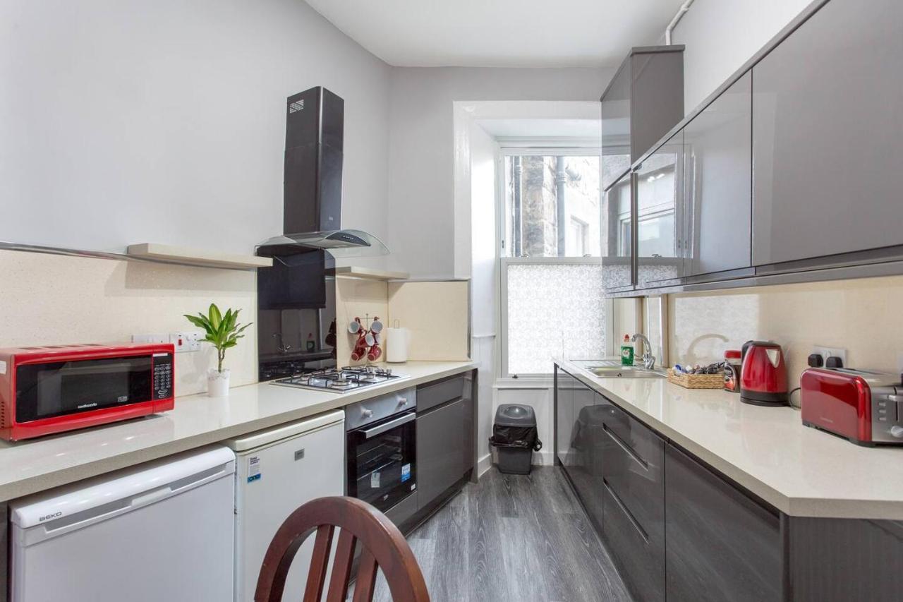 Stunning 2-Bed Apartment In Central Édimbourg Extérieur photo
