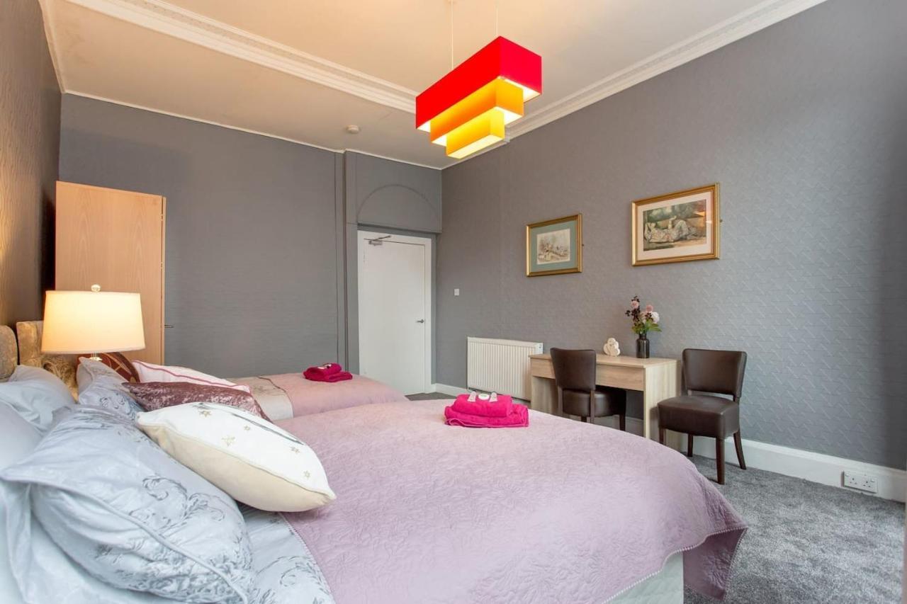 Stunning 2-Bed Apartment In Central Édimbourg Extérieur photo
